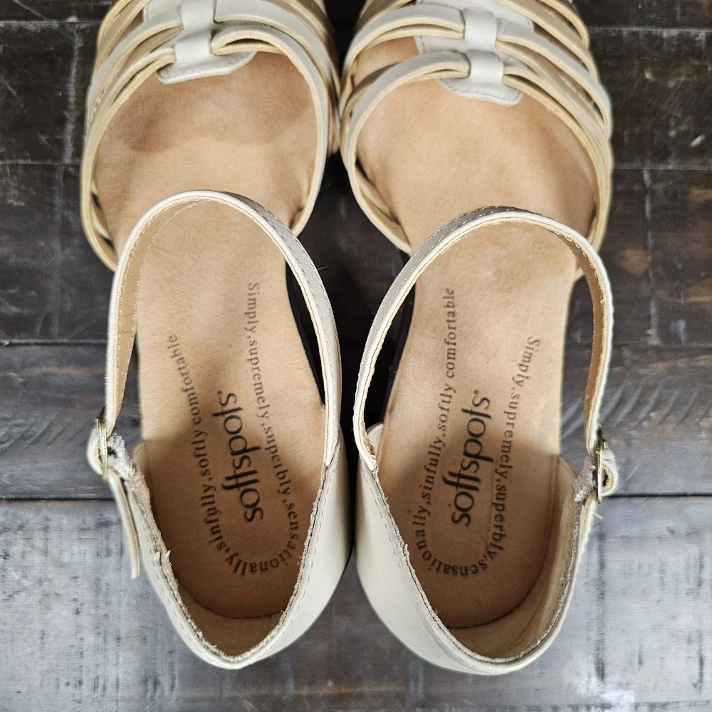 Softspots Womens 6.5 Tatianna Leather‎ Sandal Beige Gold Summer Shoes